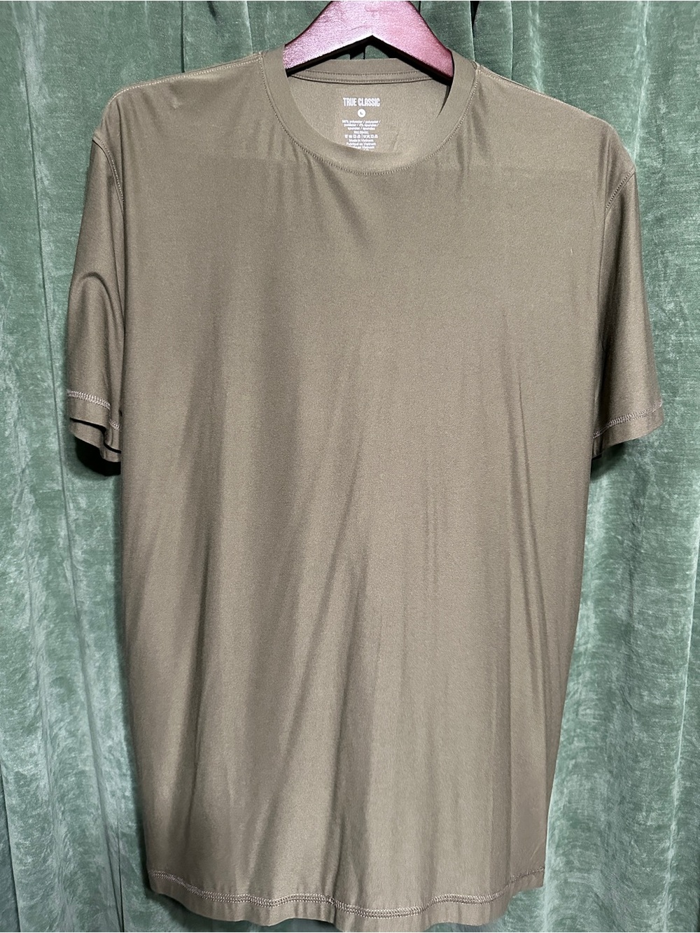 True Classic Men's Dark Olive Green Short-Sleeve Crew Neck Shirt - Large